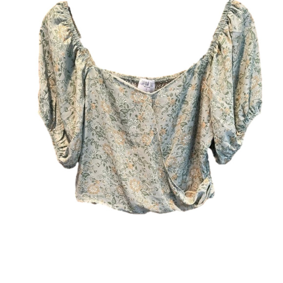 Sienna sky crop top nwt - Picture 2 of 6